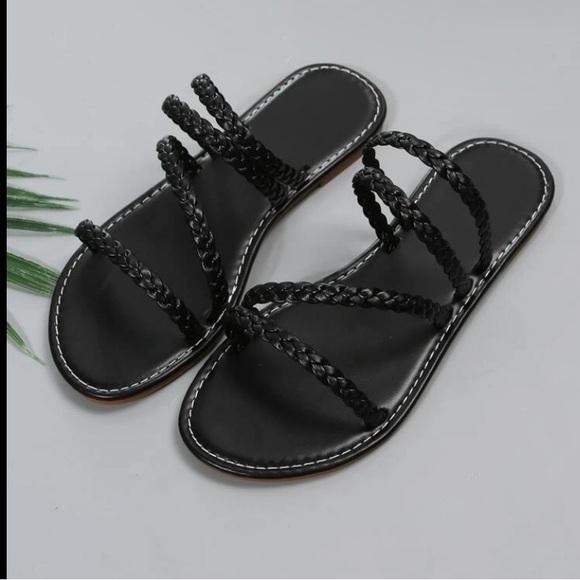 BRAND NEW | Black Strap Sandals | US 7 - Picture 3 of 5